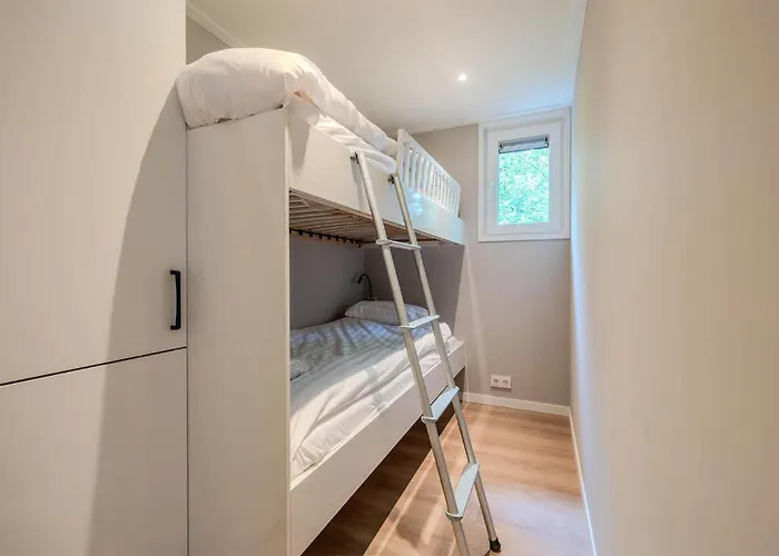 Awesome In 度假居 福尔特赫伊曾